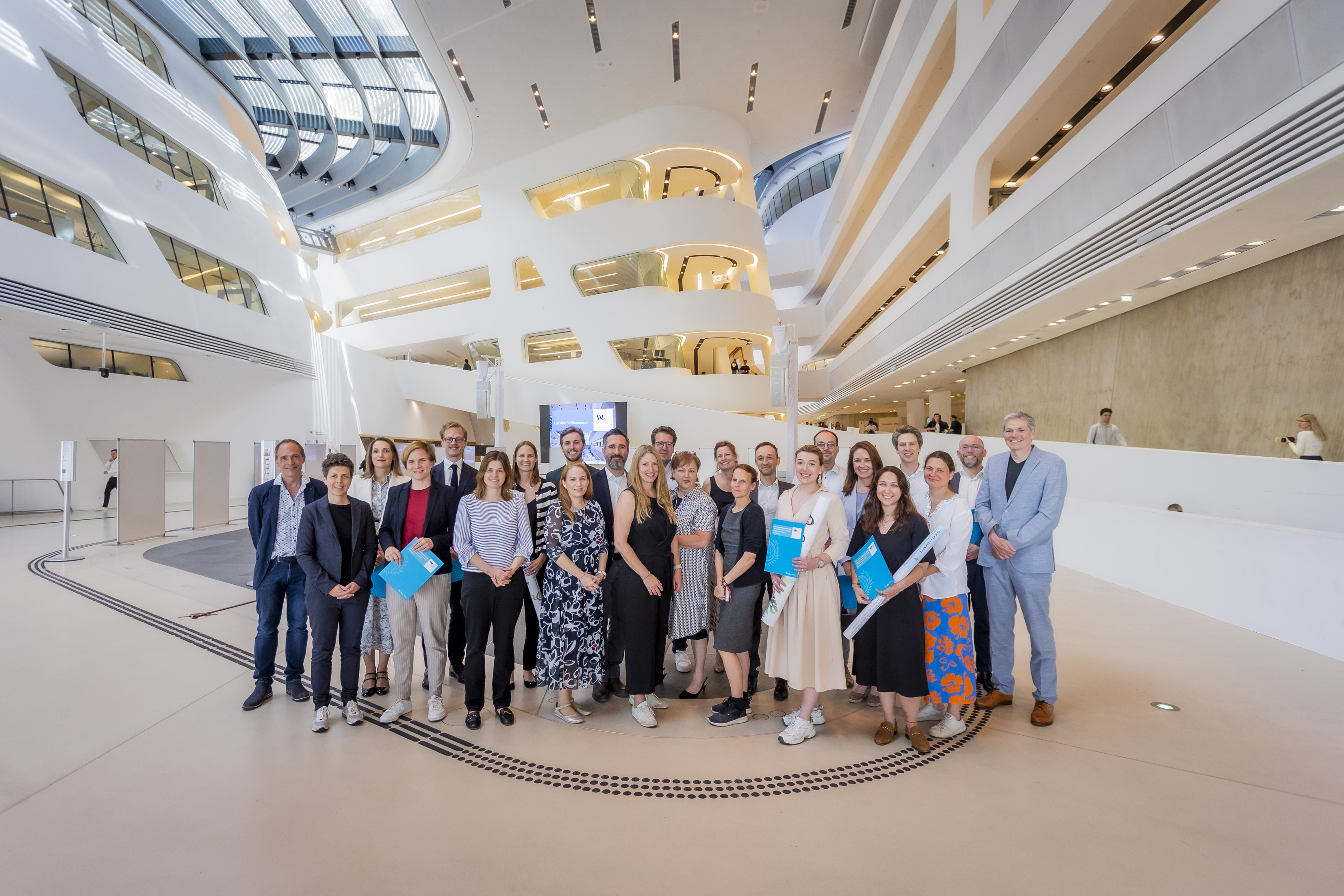 Lehrpreisträger_innen9.jpg Lehrpreisträger_innen9.jpg